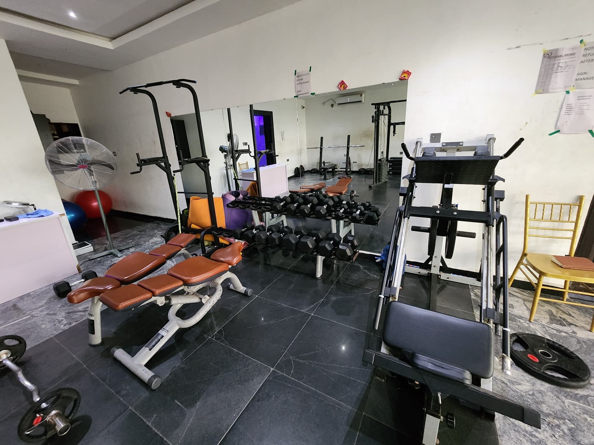 Room image 5