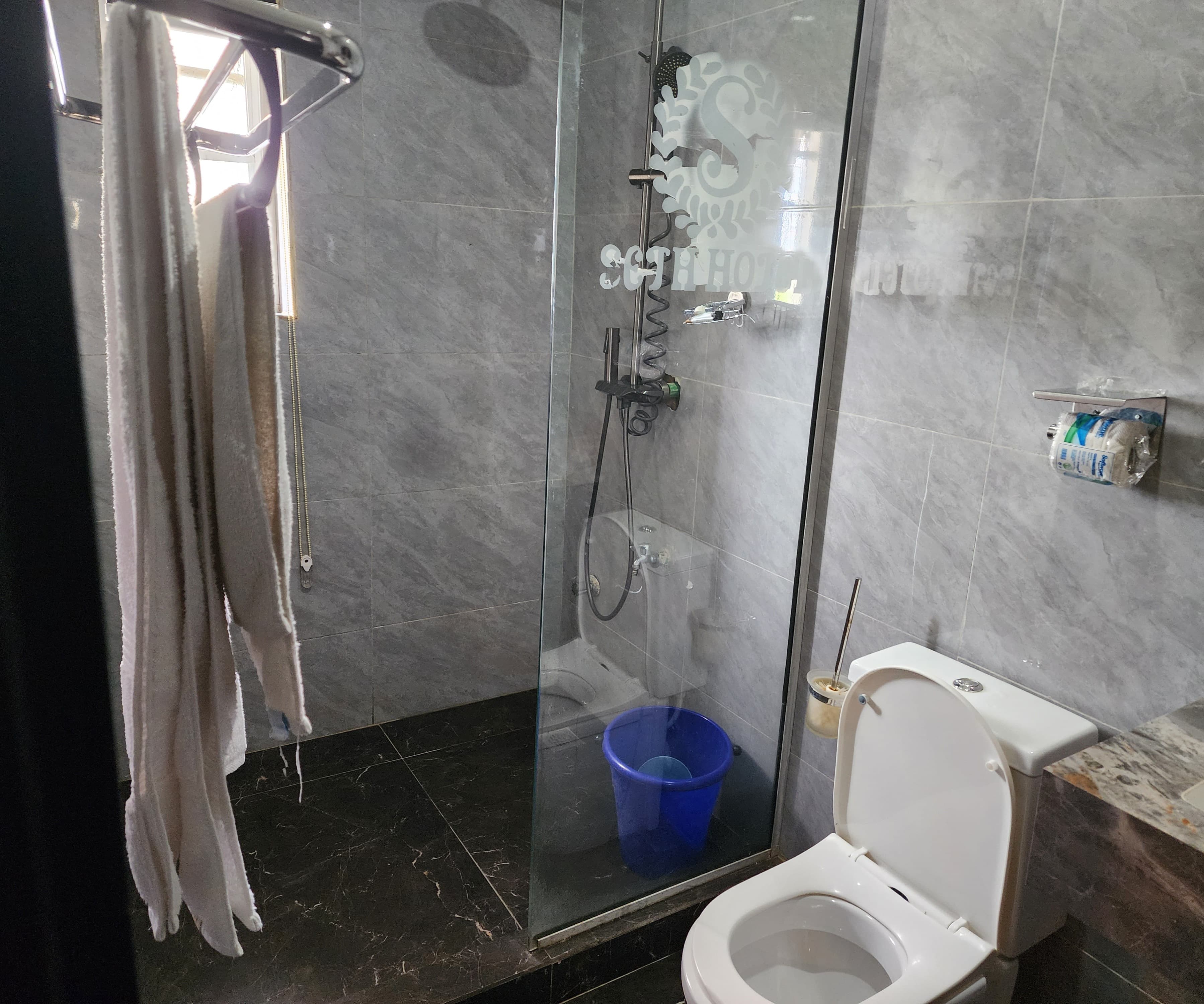 Room image 7