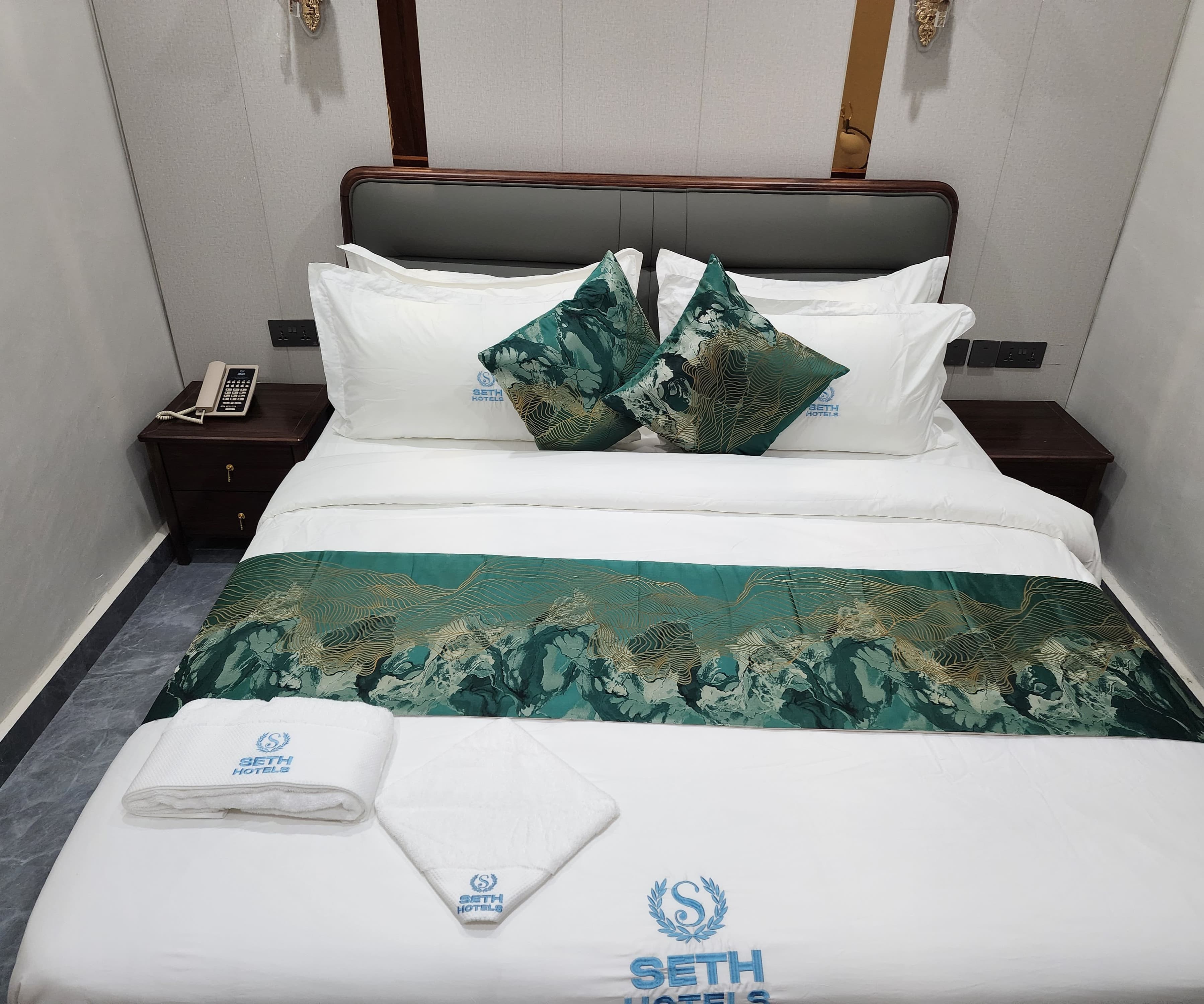 Room image 7