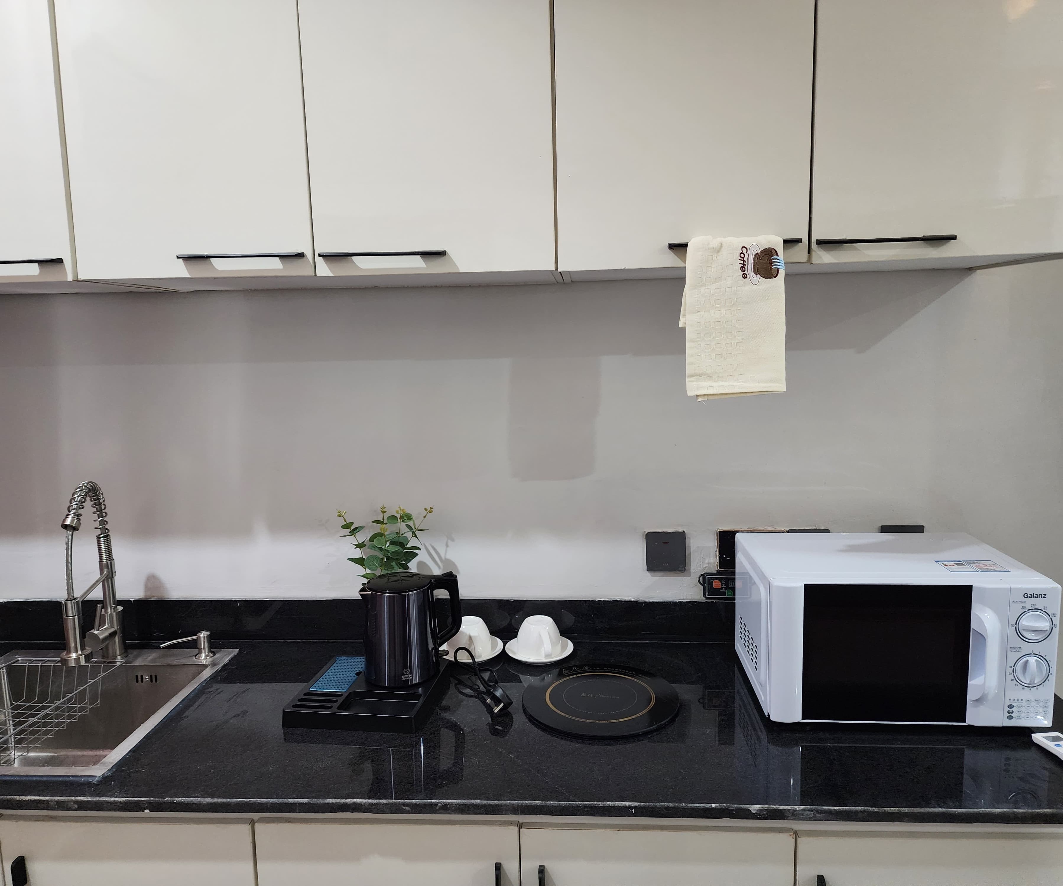 Room image 8