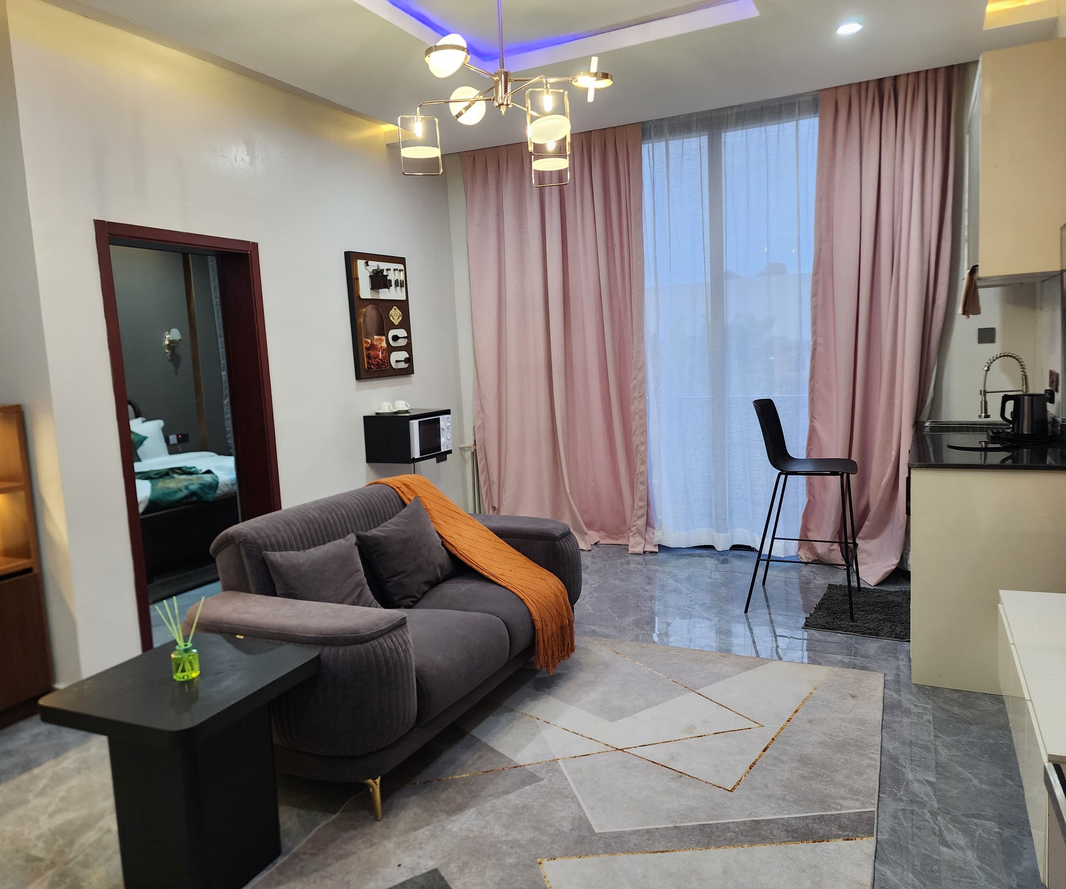 Room image 2