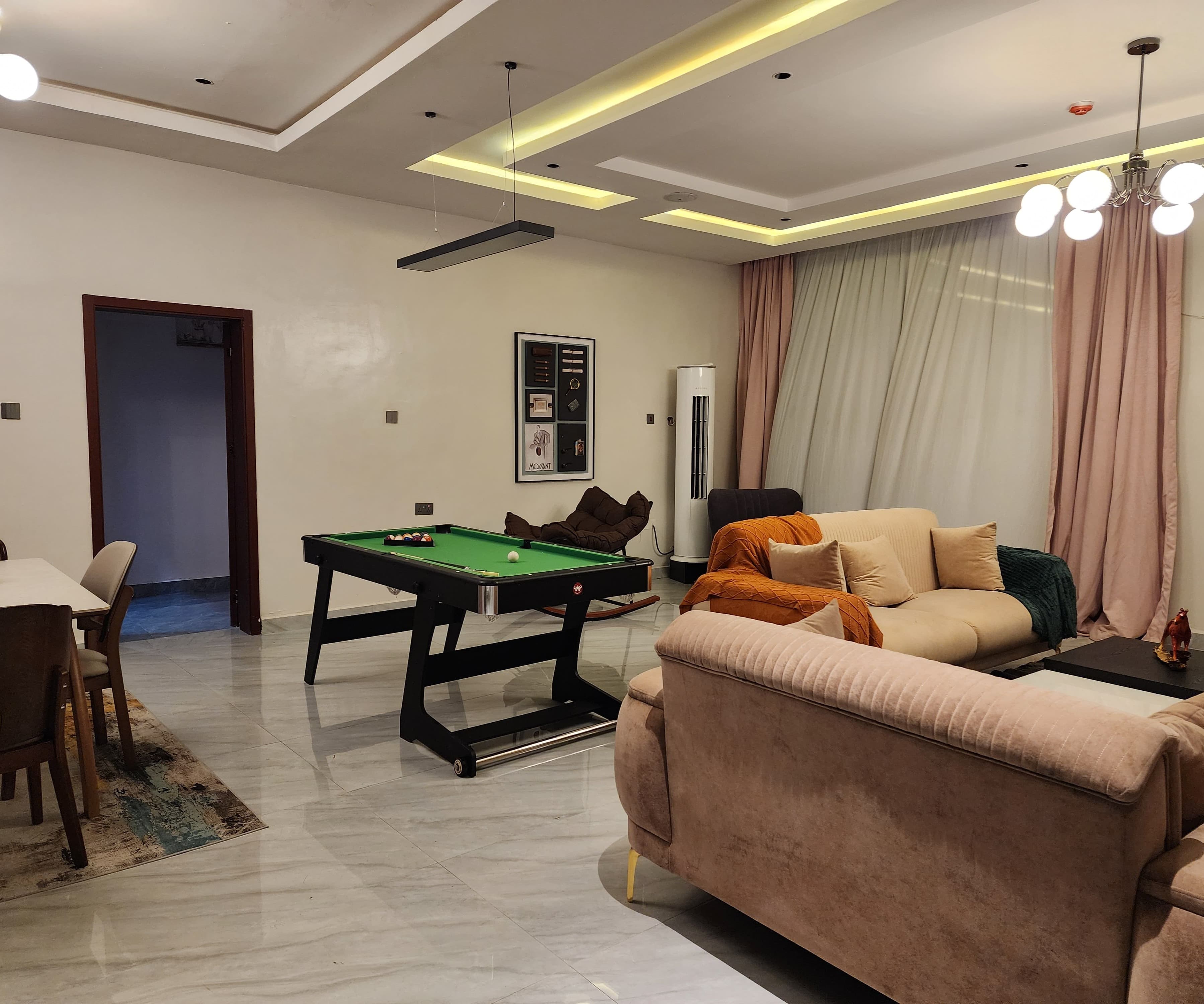 Room image 2