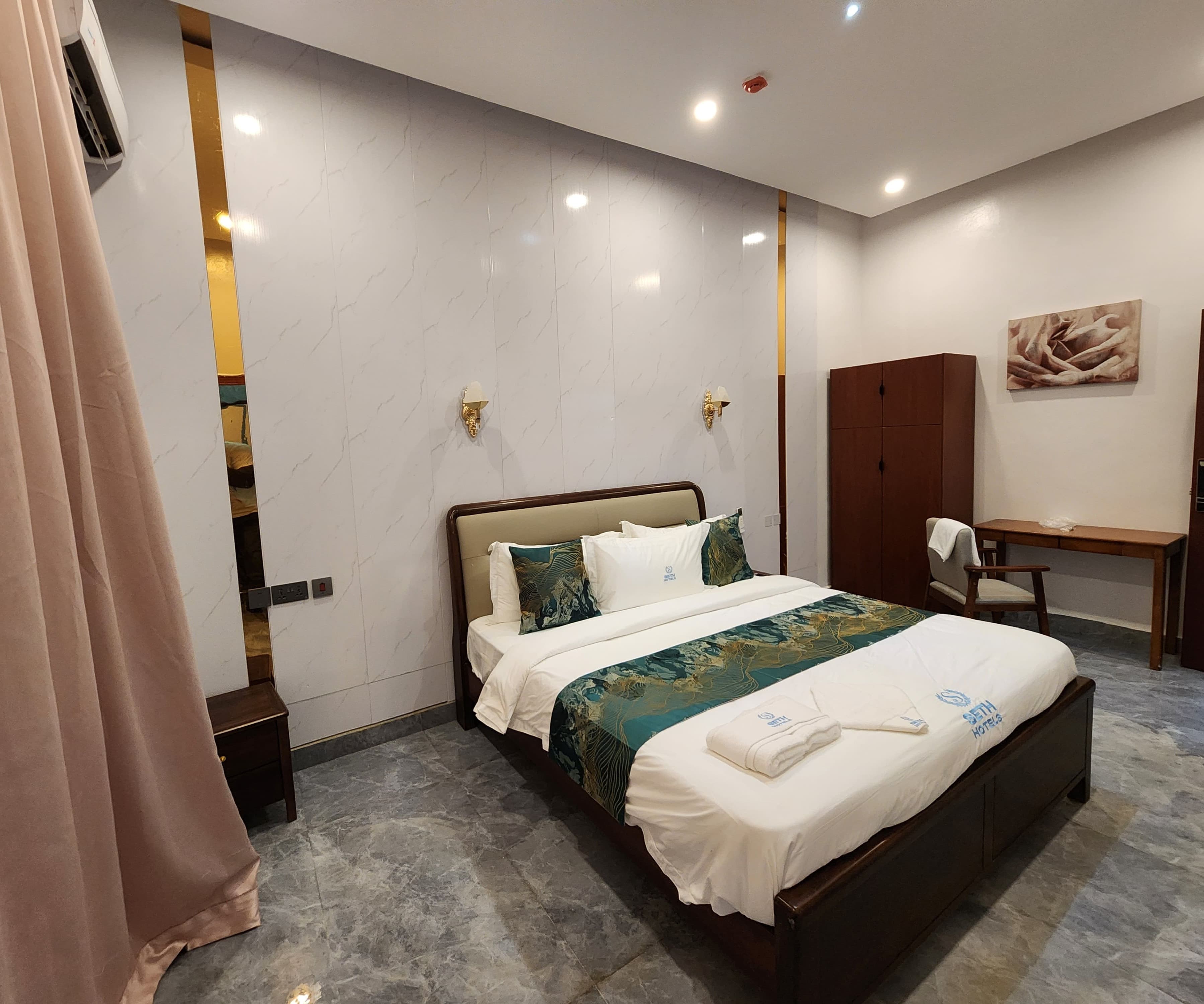 Room image 5