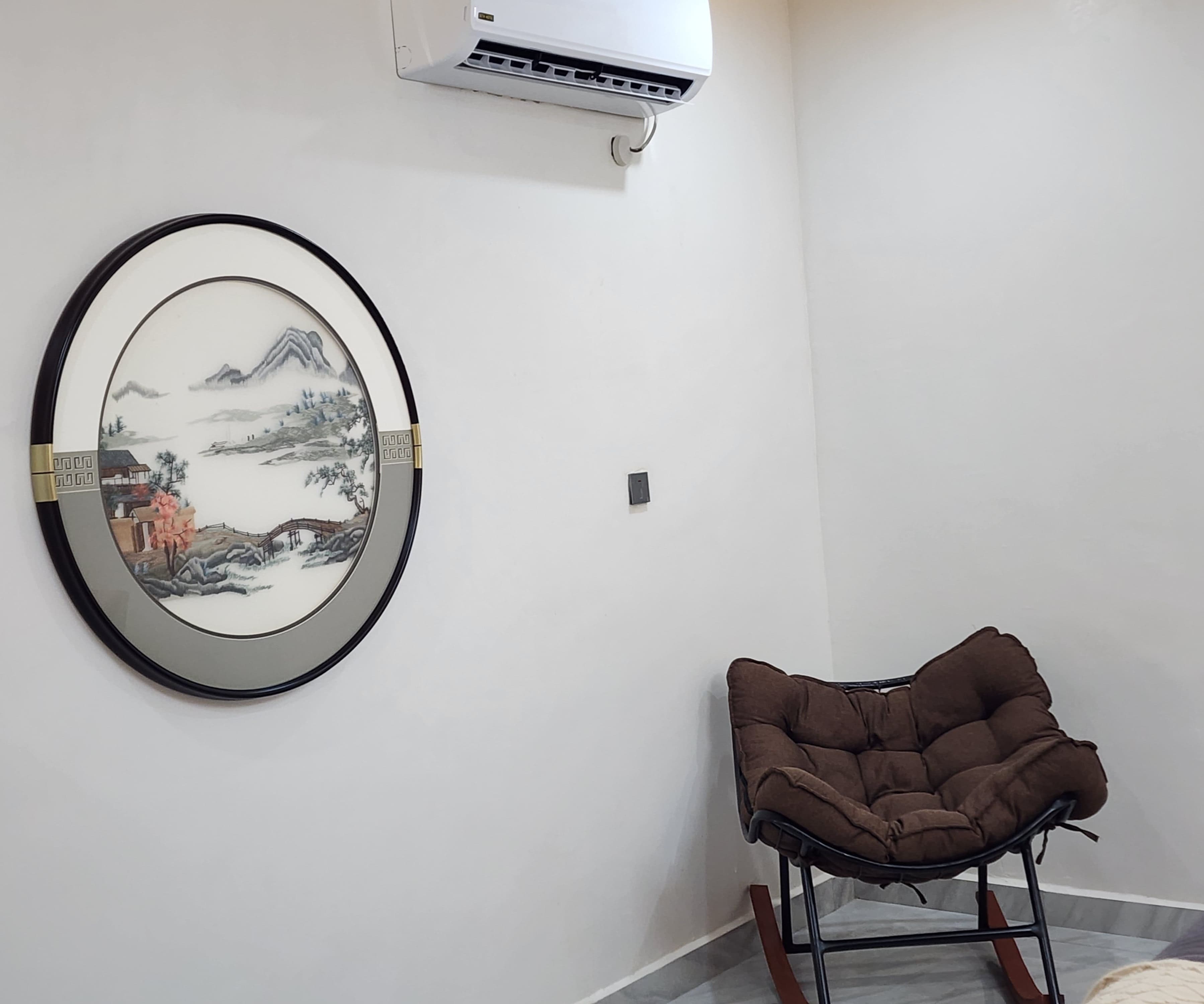 Room image 3