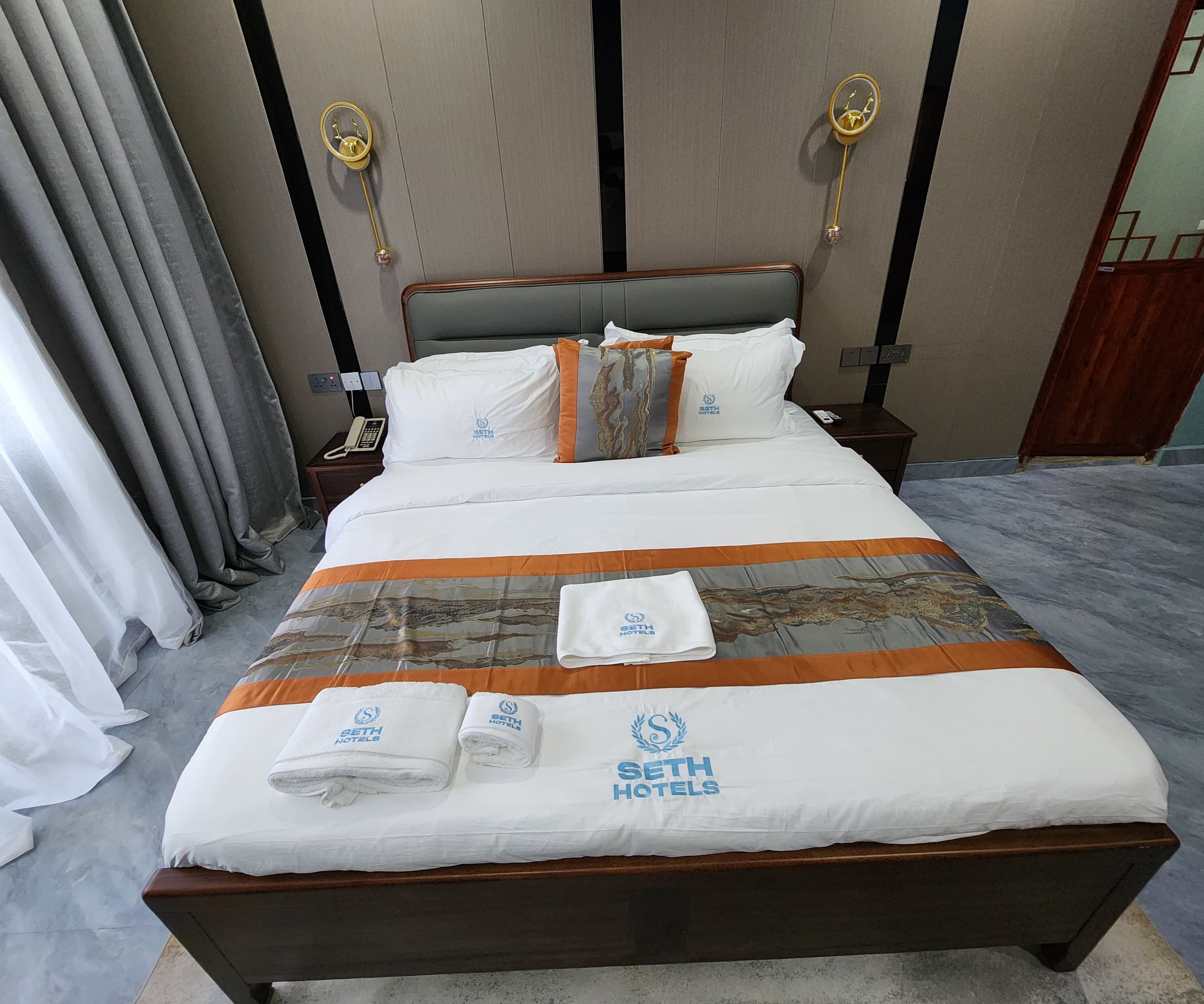 Room image 5