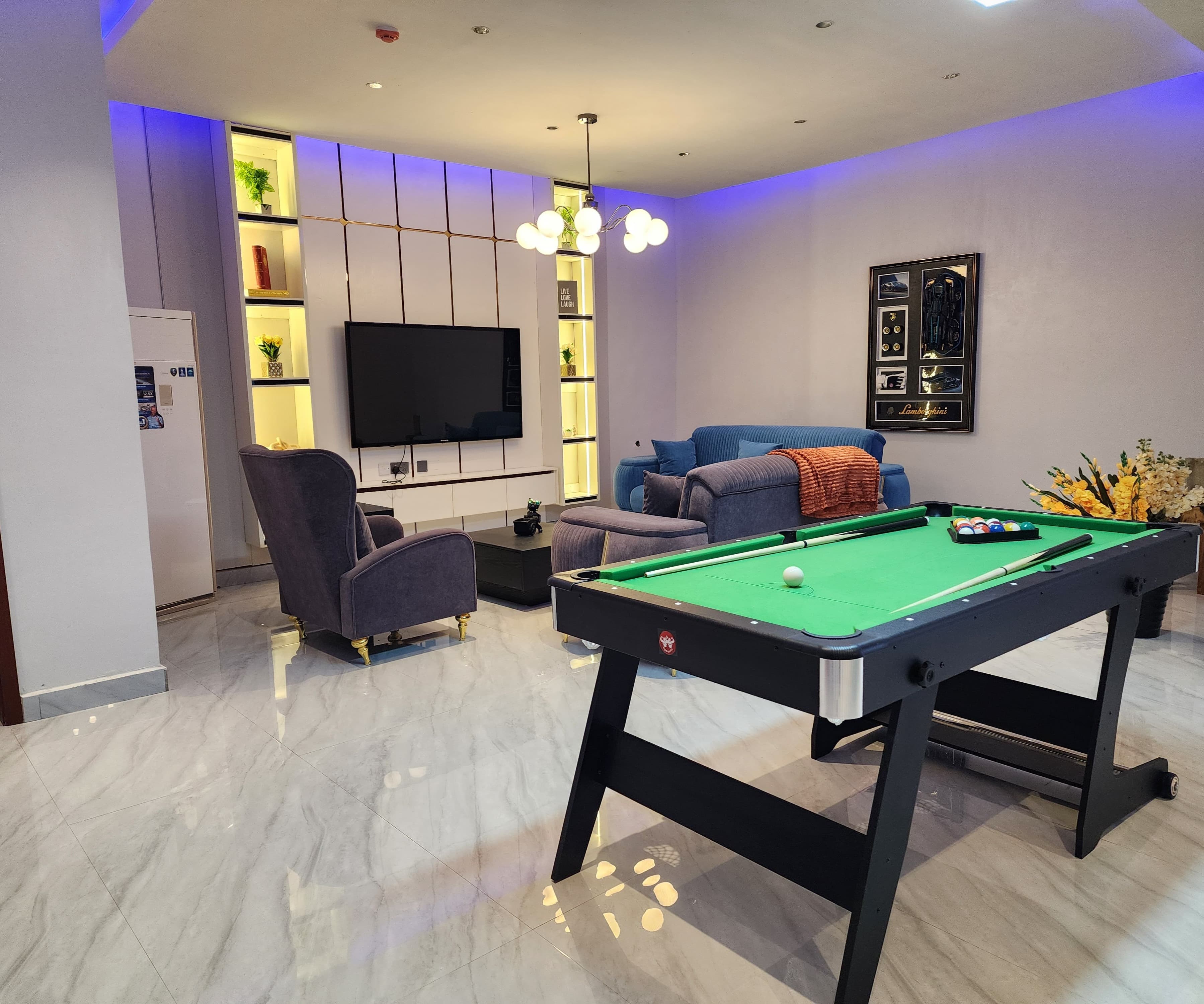 Room image 1