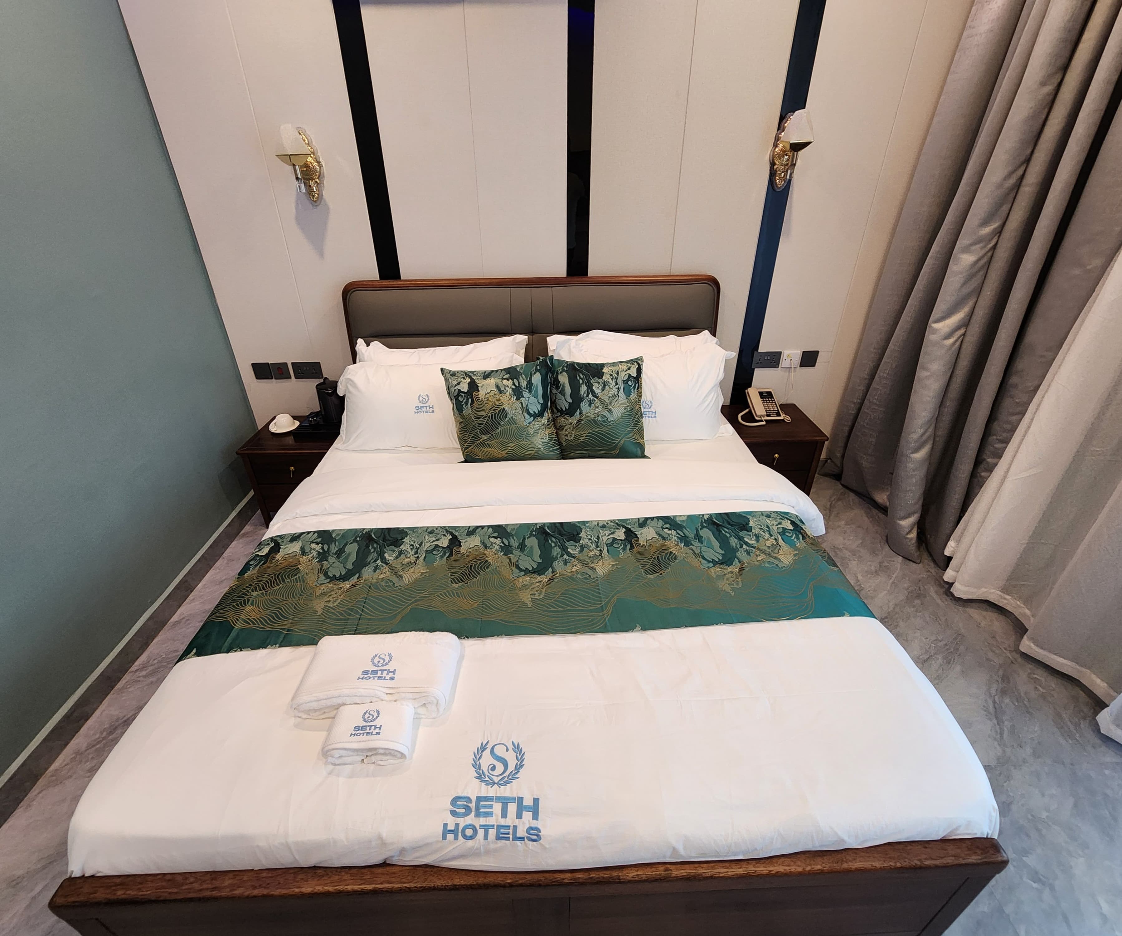 Room image 6